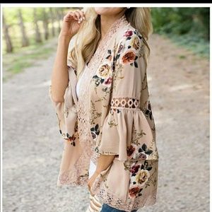 Floral Bell Sleeve Kimono